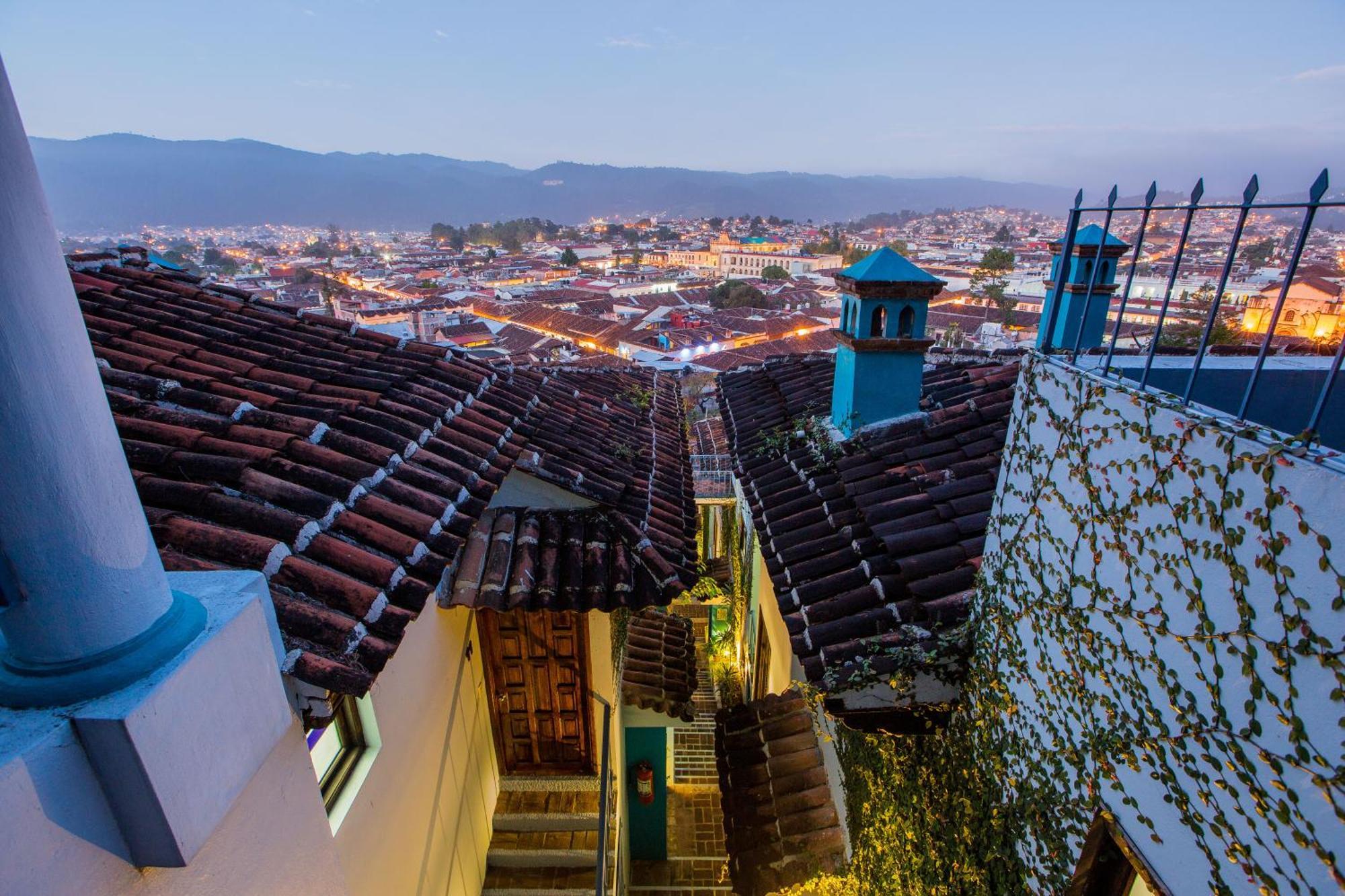Santuario Las Escaleras San Cristóbal de Las Casas エクステリア 写真